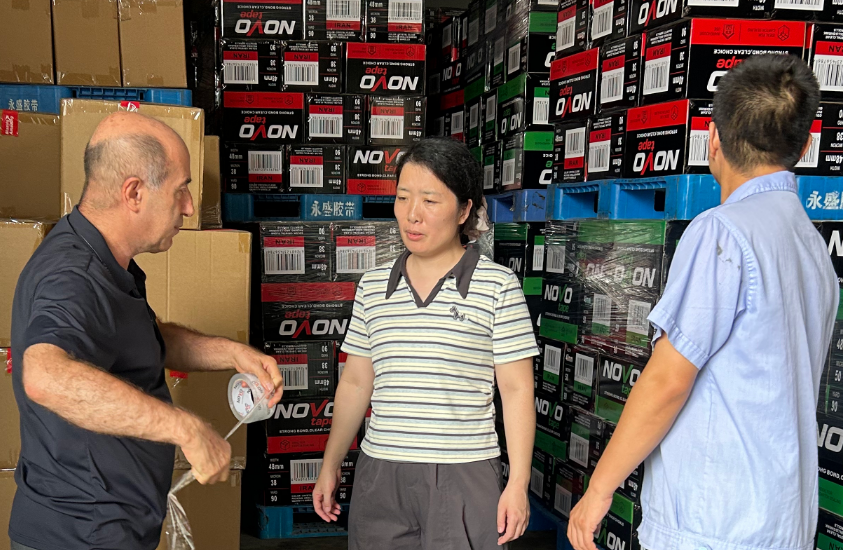 Foreign Client Inspection Visit to Our Tape Factory